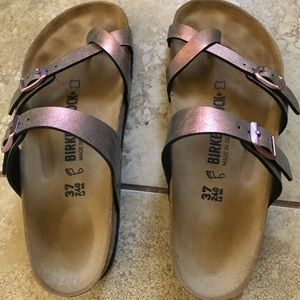 Birkenstock Rosegold Sandals